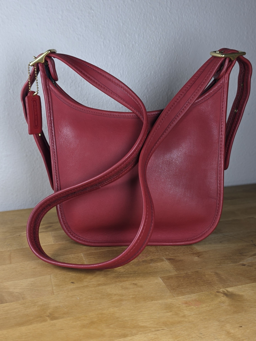 Vintage Coach Janice’s Legacy 9950 Red Leather USA 1994 Hangtag Booklet